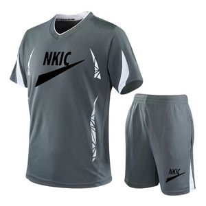 Sommarn nya m￤rkes Men Tracksuits Sports Set 2-Stycken Casual Men's Short-Sleeve Shirt Shorts Running Fitness Suit Manlig tr￤ningsdr￤kt