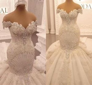 Luxuriöse Applikationen Spitze Meerjungfrau Brautkleider 2023 Elegant Schulterfrei Kristall Rückenfrei Rüschen Arabisch Dubai Brautkleider Robe De Mariage