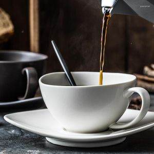 Koppar tefat vit kaffekopp med tefat konst enkel keramisk frukost dryck modern present vaso para café drickware bg50cp