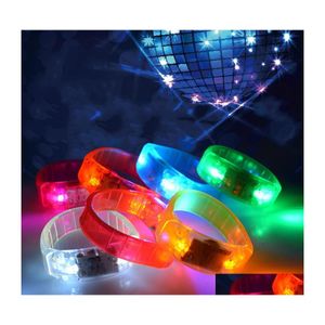 Novità Illuminazione Musica Attivata Controllo del suono Led Lampeggiante Braccialetto Illumina il braccialetto Braccialetto Club Party Bar Cheer Mano luminosa Ri Dhvjz