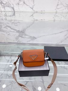 Shoppingv￤ska crossbody v￤ska designer v￤ska messenger v￤ska en axel b￤rbar messenger v￤ska allt-i-ett flera f￤rgalternativ