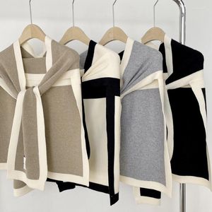 Scarves MoriBty Autumn-Winter Knitted Ponchos Scarf Women Luxury Korean Version 2-Tone Warm Shawl Wraps Sweater Clothing Accessories