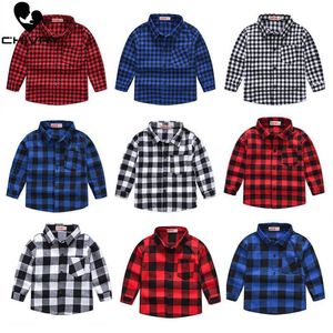 Kinderhemden Frühling Herbst Jungen Langarm klassisches Plaid -Revers -Shirt Tops mit Taschenbabys Casual Hemd Kleidung 230204