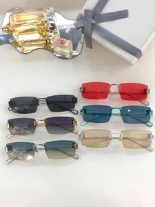 Erkekler Güneş Gözlüğü Kadınlar için Son Satış Moda Güneş Gözlükleri Erkek Güneş Gafas De Sol Cam UV400 Rastgele Eşleştirme Kutusu 0110