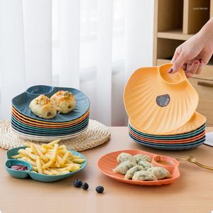 Plates Creative Shell Style Snack Dessert Plate Nut Fruit Cake Bread Tray Plastic Multi-Purpose Spit Bone Kitchen Accessories