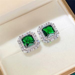 2023 Brincos mais vendidos para bretas de luxo J￳ias artesanais 925 Sterling Silver Emerald CZ Diamond Zircon Party Ins Women Women Wedding Princesa Earring para Amante Presente