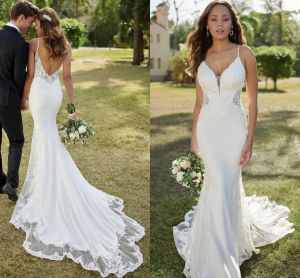 2023 Garden Mermaid Wedding Dresses Bridal Gown Spaghetti Straps Spets Applique Custom Made Beach Sweep Train Country Plus Size Vestido de Novia Plus Size