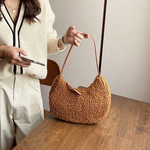Shoulder Bags Lamb Wool Bag for Women in Autumn and Winter New Simple Versatile h with One Shoulder Armpit Plush Crescent Tooth