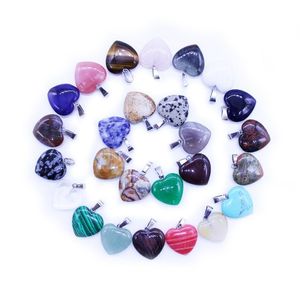 Anh￤nger Halsketten Gro￟handel Cross -Border Special Heartshaped Natural Stone Peachheart weibliche Halskette Liebesbeh￶rde Drop d Dhgarden Dhowf