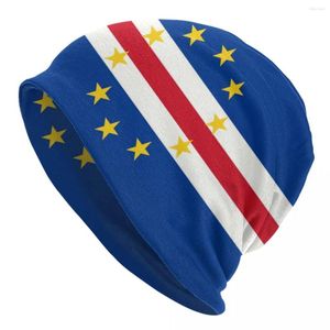 Berets cape verde flag czapki czapki czapki mężczyźni kobiety unisex fajny zimowy dzianinowy kapelusz dorosły czapki czapki