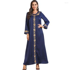 Roupas étnicas Oriente Médio Oriente Médio Mulheres Muçulmanas Longo Bordado de Vestido Longo Plus Tamanho Ao ABAYA Manga de Autumn Ramadan Islâmico