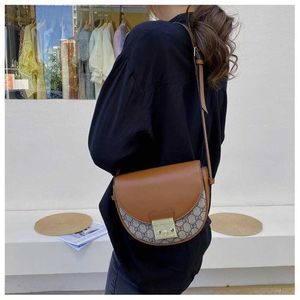 2023 Borse Saldi Outlet Esclusiva borsa da donna a spalla singola con apertura obliqua