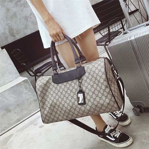 2023 Pessas de folga outlet de venda on-line Designer viagens femininas de grande capacidade Roupas de negócios leves viagens de curto prazo portátil small bolsas de bagagem saídas