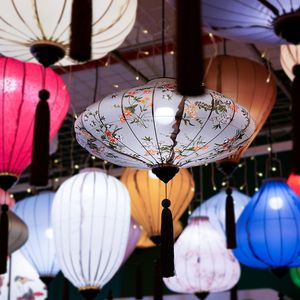 Diğer Etkinlik Partisi Malzemeleri Klasik Lantern El yapımı su geçirmez kumaş Çin tarzı Vietnam Midautumn Bahar Festivali Dekor 230206