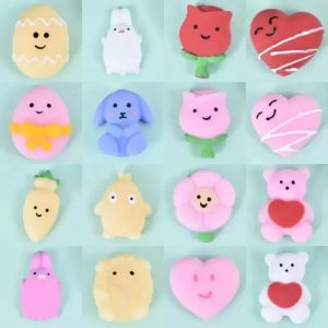 Paskalya Sevgililer Günü Partisi Mochi Squishy Toys Mini Kawaii Sıkıştırma Stres Rahatlama Oyuncaklar Sepet Dolgulu Doldurumlar DHL