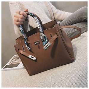 2023 Purses Clearance Outlet Online Sale Women New Fashion Pattern Women's Handbag Single Shoulder Messenger Bag