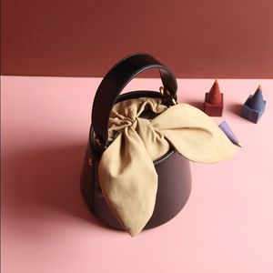 巻き貝バッグハンドバッグ女性レディシーシェルショルダーバッグデザイナー高級スタイルクラシックブランドファッションバッグ財布卸売と小売 alma 0017