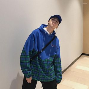 Herrtröjor 2023 Autumn and Winter Plaid Printing Patchwork Cashmere Korean Edition Man Students Lose Large Size Casual Pullovers