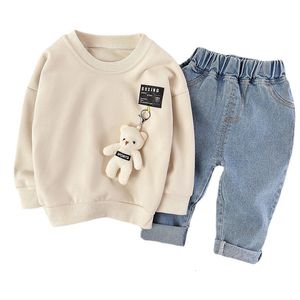 衣類セットスプリングチルドレンガールズファッションTシャツパンツ2PCSセット秋の男の子服幼児カジュアルコスチュームキッズコットンスポーツウェア230206