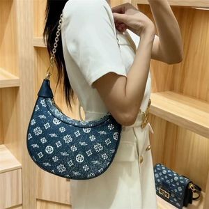 2023 V￤skor Clearance Outlets New Senior Sense Blue Fabric Crescent Underarm One Shoulder Cross-Body Presbysia Light Luxury Chain Bag