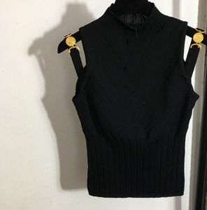 Nuove donne nere lavorate a maglia Top T-shirt colletto alla coreana senza maniche con bottoni dorati Slim Fashion Knit Top T-shirt Club Party Tees