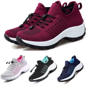 Buty do biegania na świeżym powietrzu Fly Knit Sock Buty jogging platforma Sport Casual Lace-up 2023 Designer Treaker Treaker Walking Oddychający