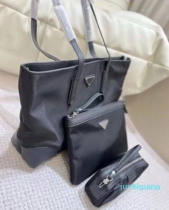 Designer 3 pe￧as Conjunto de nylon Totes Mulheres compras de moda Bolsas de bolsas de embreagem preta Case l￡pis 489165