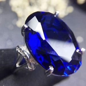 Pierścienie klastra niebieski szafir owalny duży pierścień na biżuterię 925 srebro srebra 12 16 mm 11ct gemstone grzywny J2113019