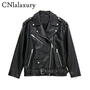 Menina de couro Faux Cnlalaxury Women Women Spring Autumn Black Faux Leather Jacket Casual Pu Pu Logo Motocicleta Outwear Feminino Feminino de Armadia Operaldes Casaco 230207