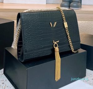 Designers shoulder bag Luxury tote purse handbag message bags Brand Cluth 77 Genuine leather Crossbody Kate Gold Chain Tassel Decoration 24CM Womens Totes