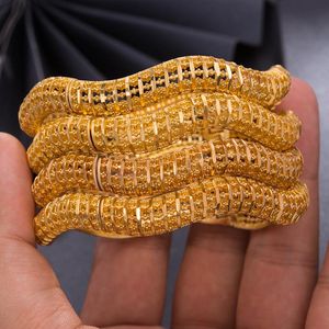 Bangle Wando 4pcs/lote 24k Bangles de cores douradas para homens Mulheres Pulseira dourada Dubai África Nigéria Jóias de casamento Giftsbangle