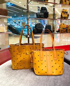 حقائب تسوق فاخرة من Luxurys Designers Tote Crossbody Clutch Shopping Bags Men Women Luxury جلد طبيعي موضة حقائب كتف عطلة نهاية الأسبوع الكلاسيكية المتشرد المحافظ طباعة بمقبض علوي