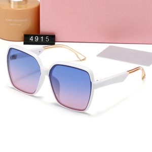 2023 Gafas de sol para mujeres Dise￱ador de gafas redondas Marco de metal 4915 UV400 Gafas de sol vintage para hombres y mujeres