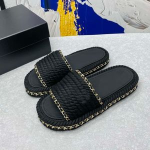 Luxury Designer Slippers Women Honey Sandals Chain Knit Straw Platform Slippers Breathable Open Toe Slides Ladies fashion Non-Slip Beach Flip Flops