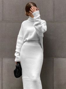 Vestido de duas peças Taruxy estilizada com nervuras 2 ajustadas de roupas de malha de mulheres e saia midi para mulheres suéter casual de inverno 2023 230208
