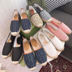 Designer Shoes Canvas Loafers Embroidery Women Sandals Luxury Quilting Pure Hand Sewing Flat Shoe Seasonal Fashion Loafer