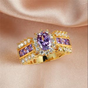 Bröllopsringar lyxiga kvinnliga lila ovala kristallring charm guldfärg för kvinnor lovar kärlek blommotagning