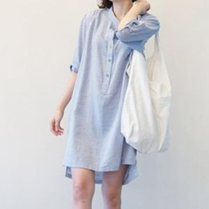 Kvinnors blusar Summer Linen Woman Shirt Lång topp kvinnlig blus Fashion European Style -knapp upp