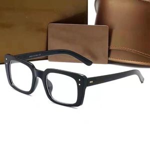 Męskie projektant okularów przeciwsłonecznych Młodzieżowe okulary przeciwsłoneczne 0539 Kobiety Najwyższa jakość Unisex Square Frame okulary okulary European American Personality Woman Street Street Fashion