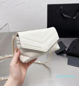 Дизайнерская модная сумка для плеча женская цепная сумка бренд мешок Crossbody 23 Сумка для сцепления металлические логотип Mini Messenger Bag V Pattern 2023