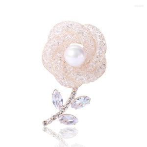 Brosches Korean Fashion Pearl Flower Brooch Crystal Rhinestones Lapel Pins Suit Cardigan Luxury Jewelry for Women Accessories