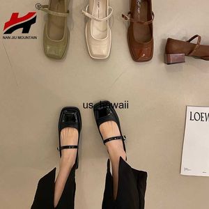 Elbise ayakkabıları 2022 düz ayakkabılar kadınlar deri ayakkabılar kare ayak parmağı bahar sonbahar tek ayakkabı Mary jane siyah basit t230208