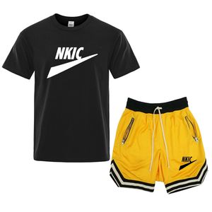 Mens Tracksuits Sets Patchwork T-shirt Sweatpants Fashion Sports Suit Mens Clothing 2 Pieces Sets Slim Tracksuit