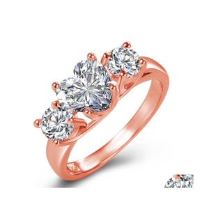 Pierścienie klastra serce dla kobiet Wedding zaręczynowy biżuteria ślubna Cubic Zirkonia Stone Elegancki pierścień Sier Drop Dhso9