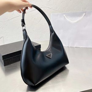 Woman Hobo Bags designer bag luxury handbag purse fashion underarm shoulder bag handbags small totes Triangle 5A 2023