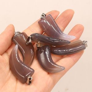 Pendanthalsband Natural Stone Gem Grey Agate Horn Scimitar Handmade Crafts Diy Necklace Armband Smycken Tillbehör GÖRNING MÅR 17x48mm