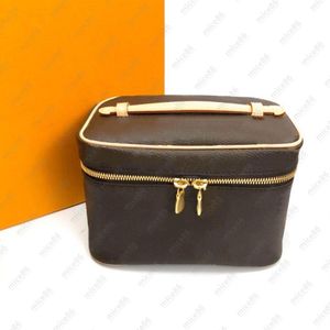 Top quality women's Shoulder Bag tote Nylon clutch canvas NICE VANITY wallet men leather girl Toiletry Kits Purse Luxury Desi248n