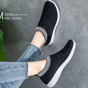 Outdoor Sports Womens Running Shoes Socks shoes Sneakers slip-on yellow black white durable lightweight fashion fly knit lazy shoes casual Trainers Jogging