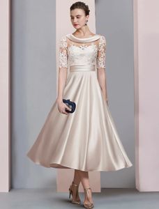 A-Line Mother of the Bride Dress Wedding Guest Party Gowns Vintage Elegant Scoop Neck Tea Length Satin Lace Half Sleeve Champagne