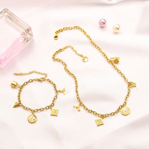 never fading gold plated brand designer pendants necklaces flower stainless steel bracelet letter choker pendant necklace chain jewelry accessories